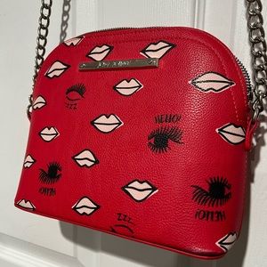 Betsy Johnson crossbody purse - great condition!